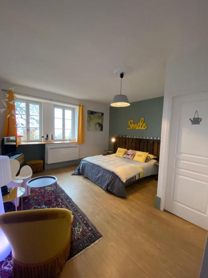 Bed and Breakfast L'Entre-Coeur Menetru-le-Vignoble Exterior foto